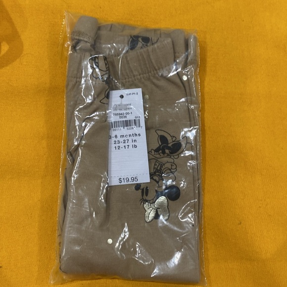 4/$10 Baby Gap Minnie Mouse Leggings. NWT 3-6 months disney - Picture 2 of 2